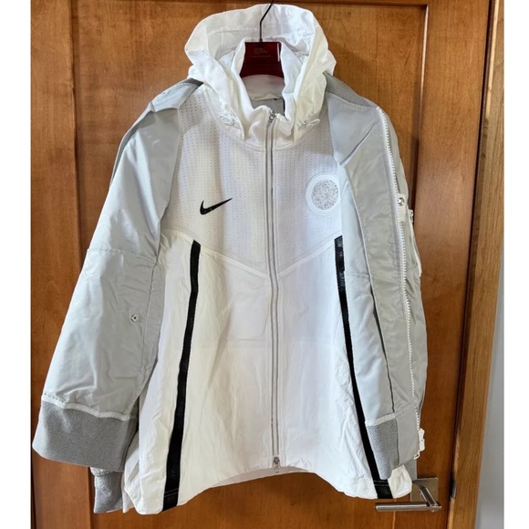 NIKE x SACAI Layered Bomber Jacket CV5732-097 Men's size XL